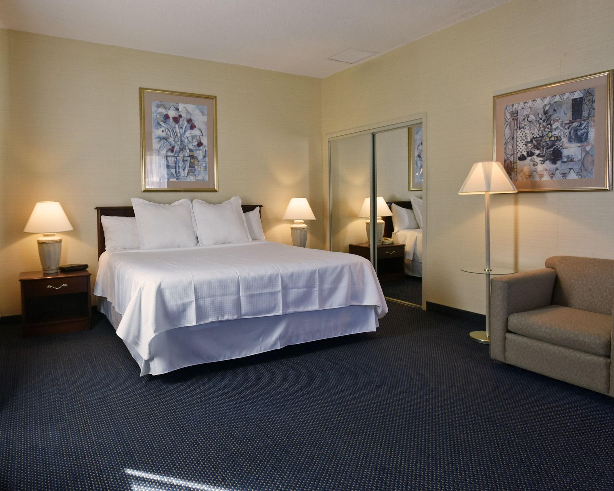 Maron Hotel&Suites Danbury Exterior foto
