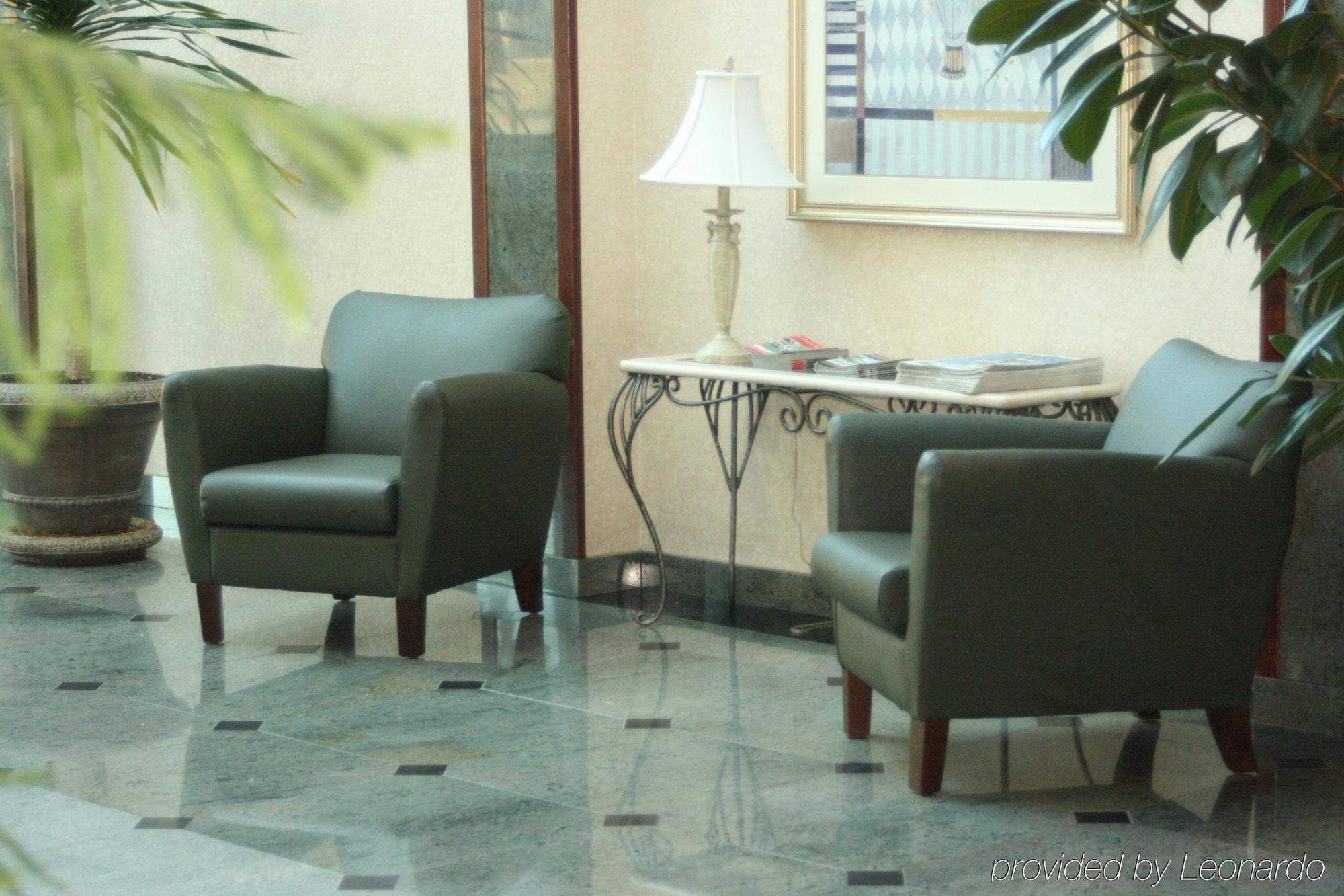 Maron Hotel&Suites Danbury Interior foto