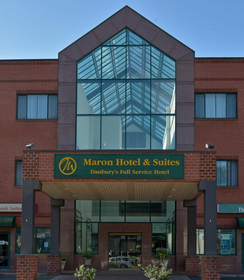 Maron Hotel&Suites Danbury Exterior foto